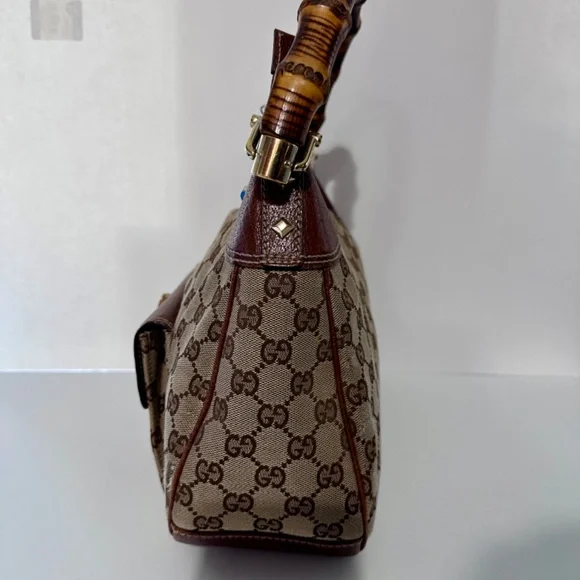 Vintage Gucci Monogram Canvas Hobo with Bamboo Handle - Picture 4 of 7